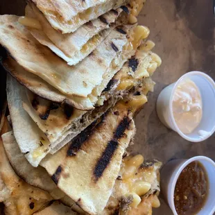 Mac quesadilla with Brisket
