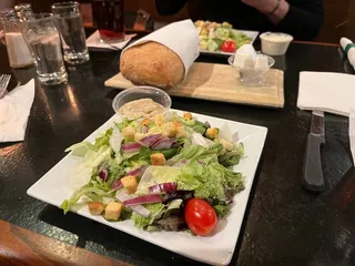 Starwood Restaurant & Pub