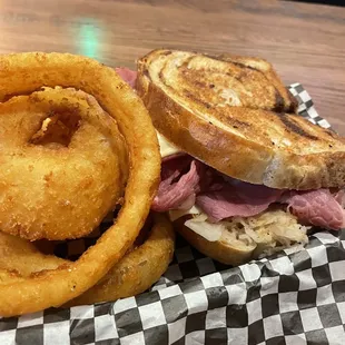 Low rider Reuben with onion rings