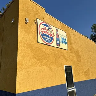 Store sign