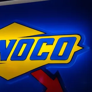 the sunoco logo on a sign