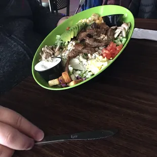 Blue cheese steak salad