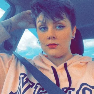 Angel G.