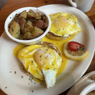 Eggs Benedict