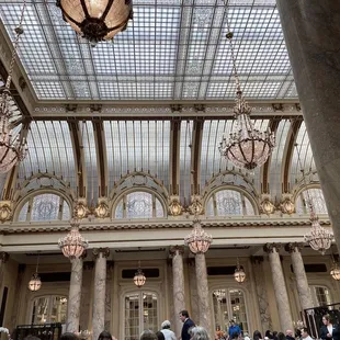 I love the ceiling here