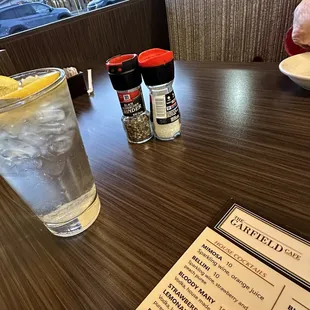 clean table