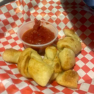 Garlic Knots