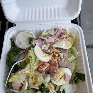 Delicious chef salad