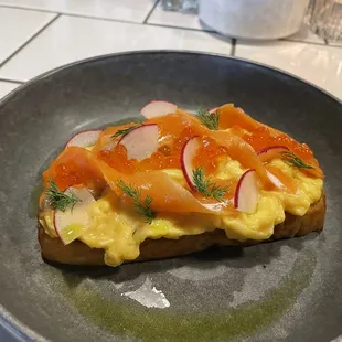 Soft scrambled egg with smoked salmon