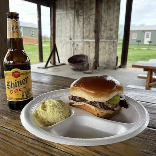 BBQ sandwich &amp; potato salad