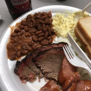 Brisket and Sausage Plates with 2 Sides