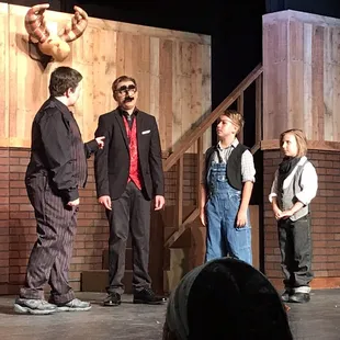 Children&apos;s Theater