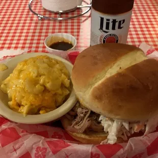 Carolina pulled pork sandwich with mac &amp; cheese.