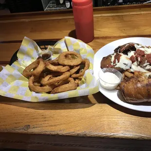 Beer Battered Onion Rings, Eggplant Parmigiana Plate &amp; a Samuel Adams Summer Ale Lager. delicious &amp; terrific customer service.