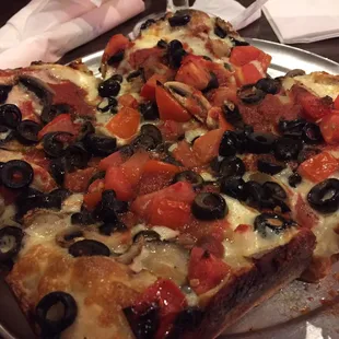 Whoa. Deep dish pizza... A small!