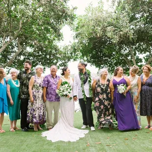 Family and friends remarked how smoothly everything ran and how much fun they had. Shoutout too to the stunning florals done by Zabrina!