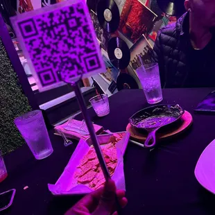 business is open 10a-2pm 6p-10pm