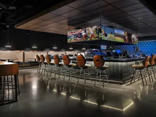 WSKY Bar + Grill