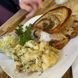 The best Rueben ever!