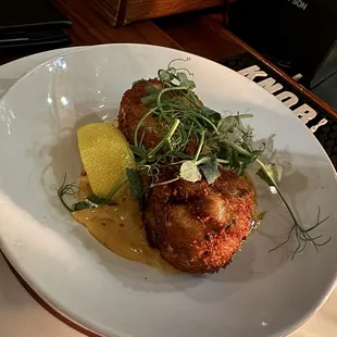 Chesapeake Bay Lump Crab Cakes
