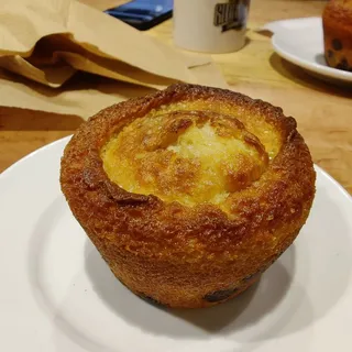 Chocolate Chip Muffin