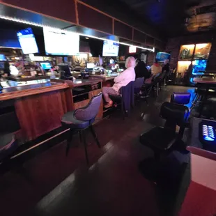 sushi and sashimi, interior