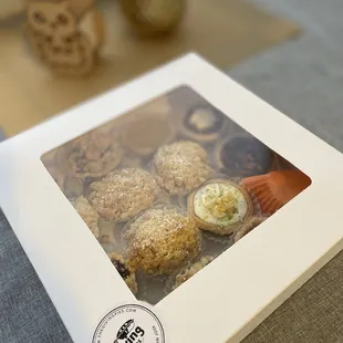 Giving Pies - Special Home delivery as a surprise gift - Made our day!