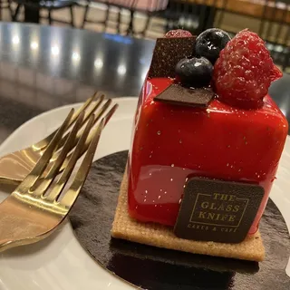 Berries & Cream Pastry