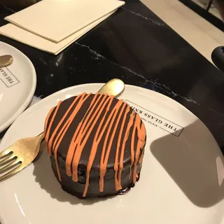Red Velvet Big Wheel