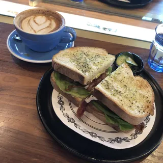 BLT