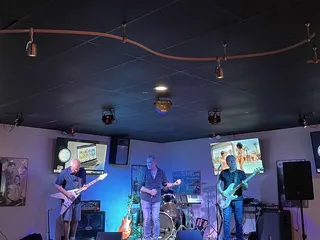Lakewood Rocks Sports Bar