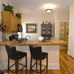 Harkness Suite--kitchen