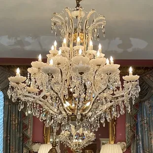 The elegance of the Glitz.