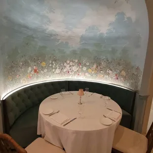 Love the atmosphere.