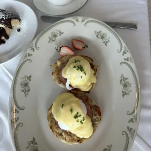 Eggs Benedict