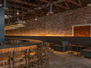 Ermanos Bar