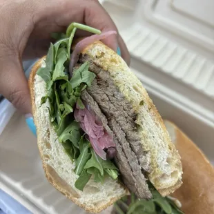 Tri tip sandwich