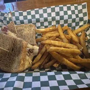 Reuben made the traditional way