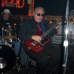 Monda Night Blues Jam with Tony DeCicco