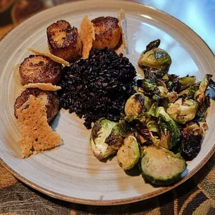 Truffle-Honey Scallops