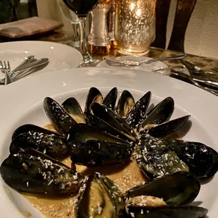 Coconut Curry Mussels