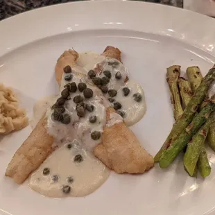 Pan seared perch, red skin mashed potatoes, and asparagus. Amazing!!