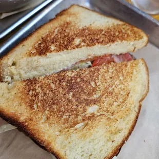 BLT