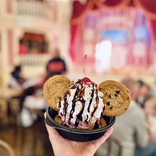 House-made Chocolate-Chunk Cookie Sundae (a wee bit too sweet)