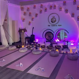 Join me for an evening weekend Sound Bath! Mat &amp; pillow provided at no additional cost