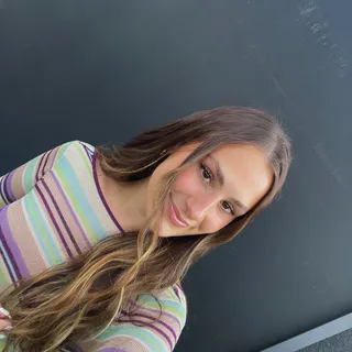 Laura J.