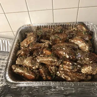 Gold mumbo wings