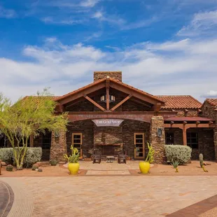 Golf Club at Dove Mountain Golf shop and Tee Times.