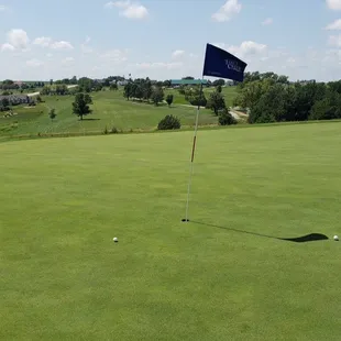 Who could ask for a better setting?  The #15 green