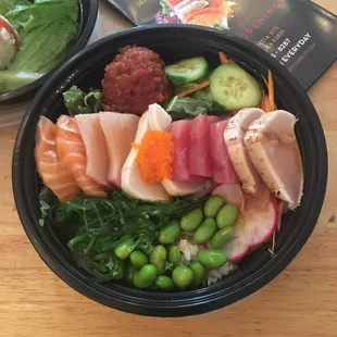 Chirashi bowl! How nicely presented!